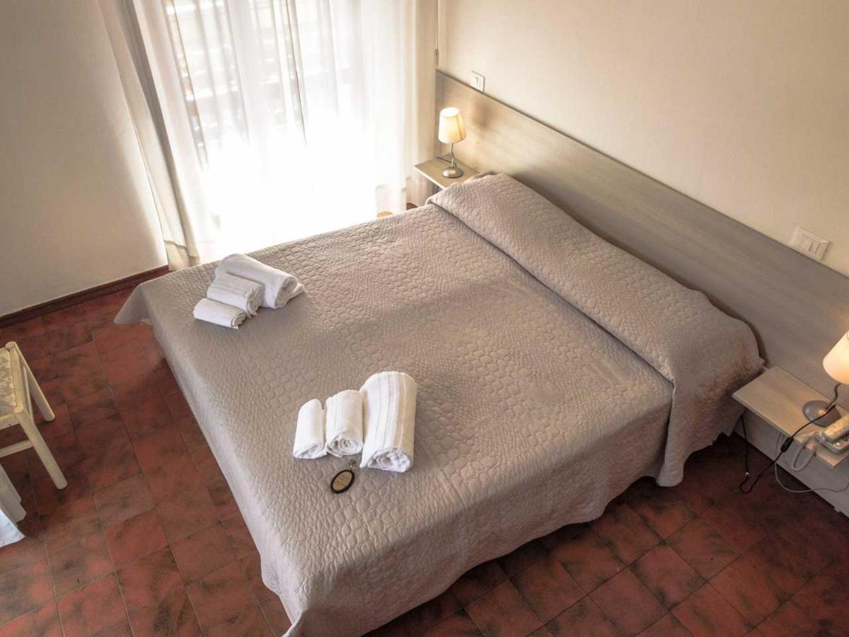 Hotel Giulia Marina di Massa Eksteriør billede