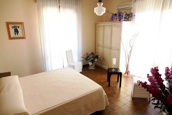 Hotel Giulia Marina di Massa Eksteriør billede